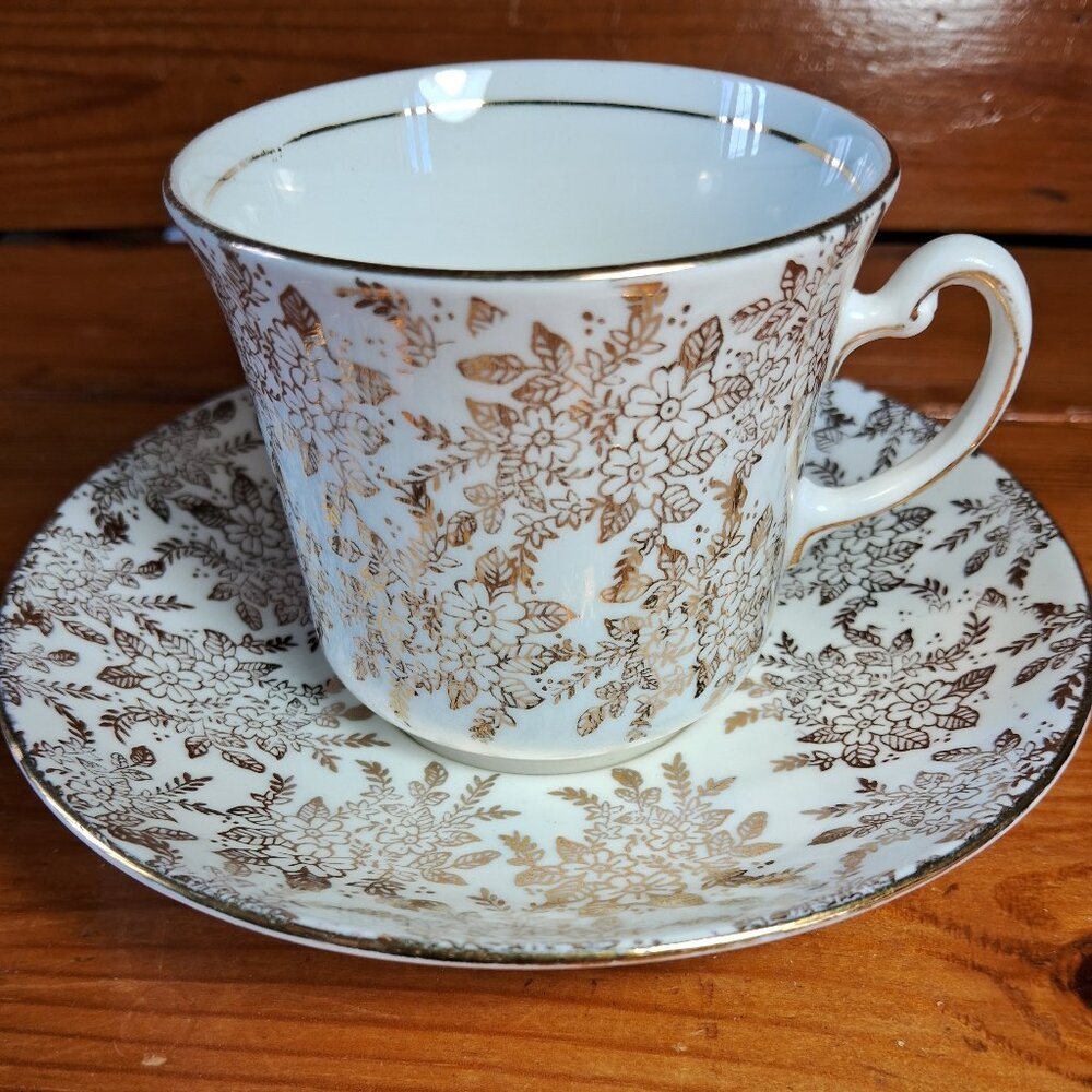 Vintage Vanderwood Bone China teacup and saucer